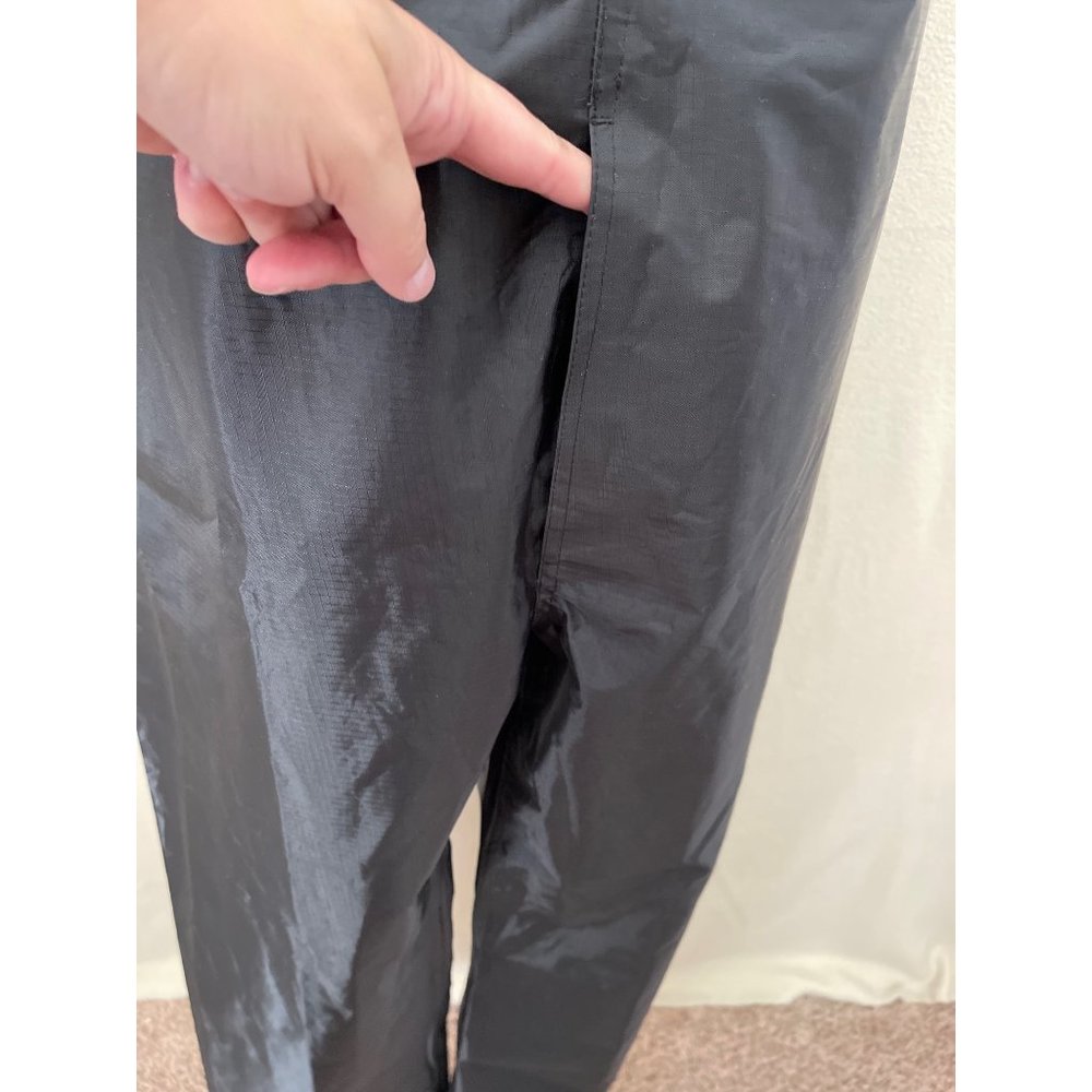 Open Road Waterproof/Windproof Lightweight Outdoo… - image 5